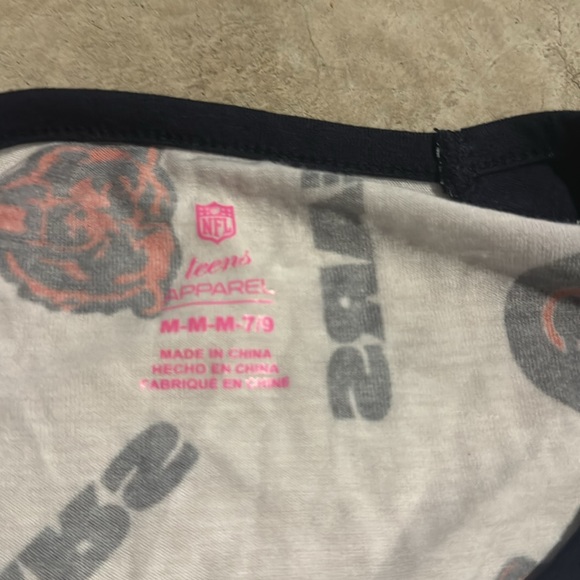 NFL Bears Teens Size M 7-9 Shirt NWT - Picture 2 of 2